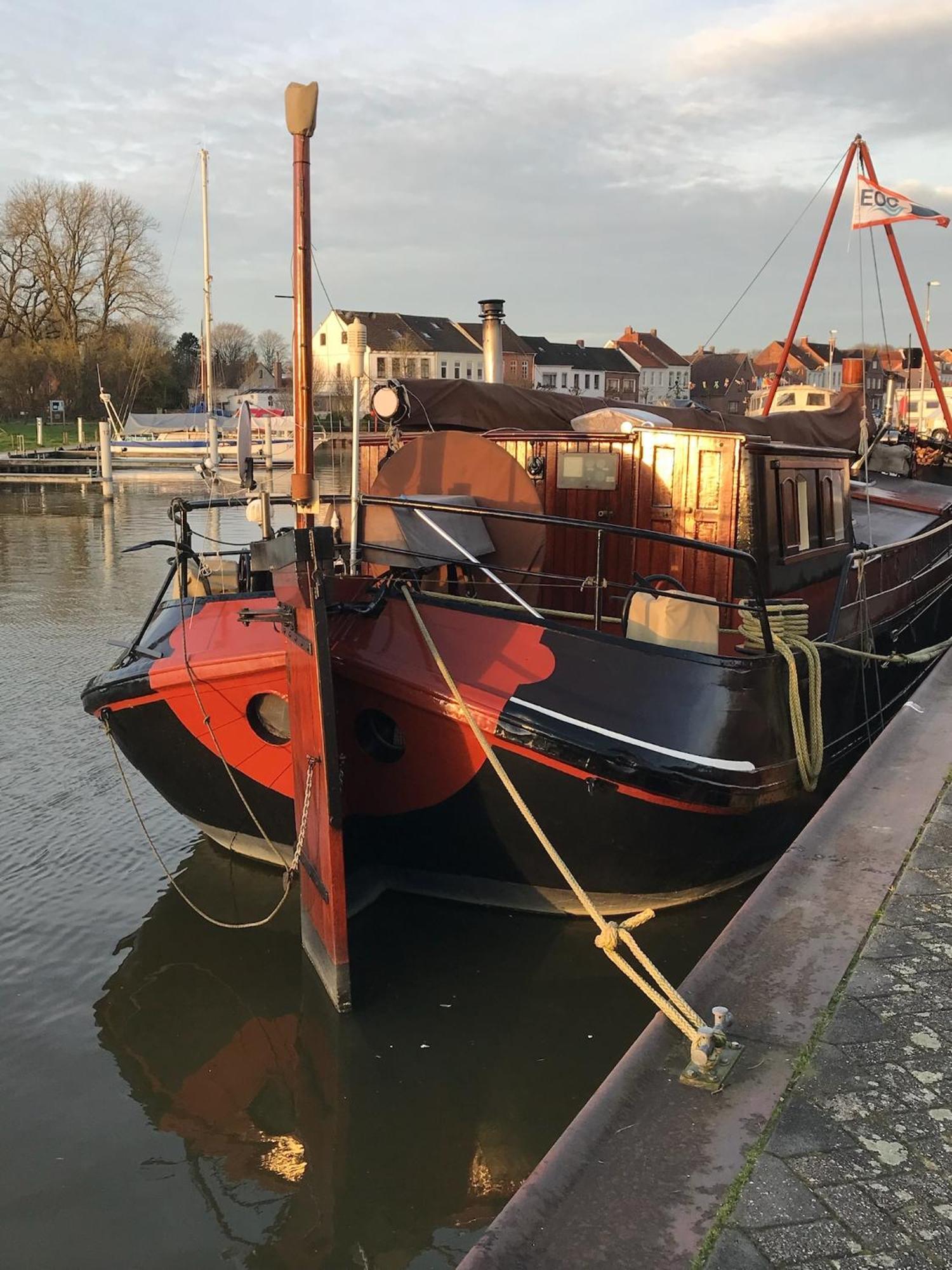 Hafenfewo Weener - Urlaub Direkt Am Wasser Buitenkant foto